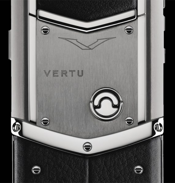 vertu-signature-s-stainless-steel-black-leather-2