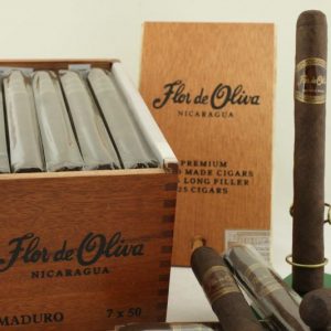 Cigar Flor de Oliva Robusto Natural hộp gỗ