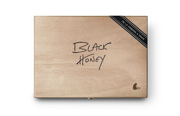 La Colmena Black Honey 2023 của Warped phát hành