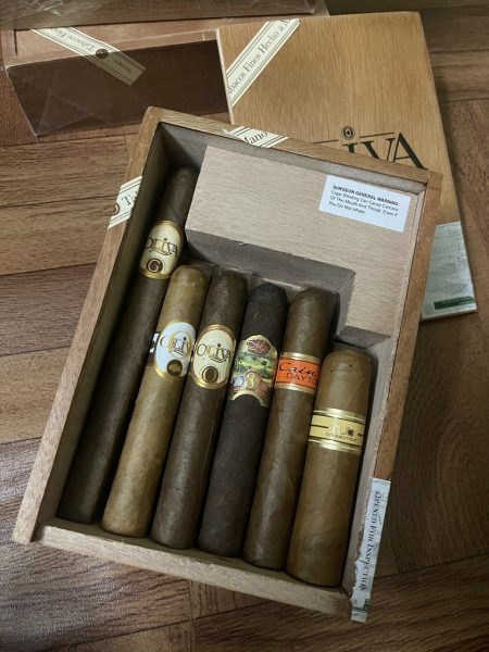 Oliva sampler 12 Cigar Collection