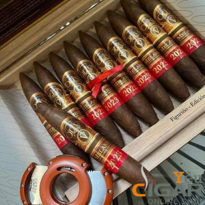 Oliva Serie V Melanio Limitada 2023 Figurino