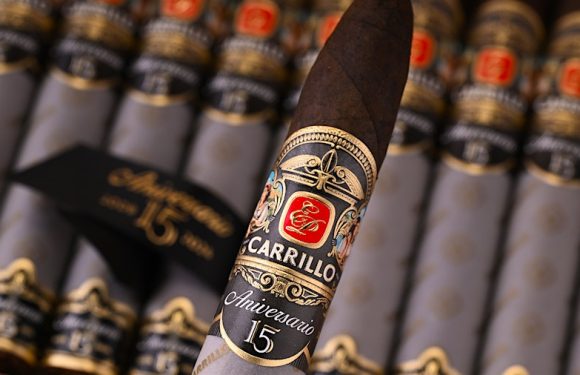 E.P. Carrillo phát hành xì gà kỷ niệm 15 năm