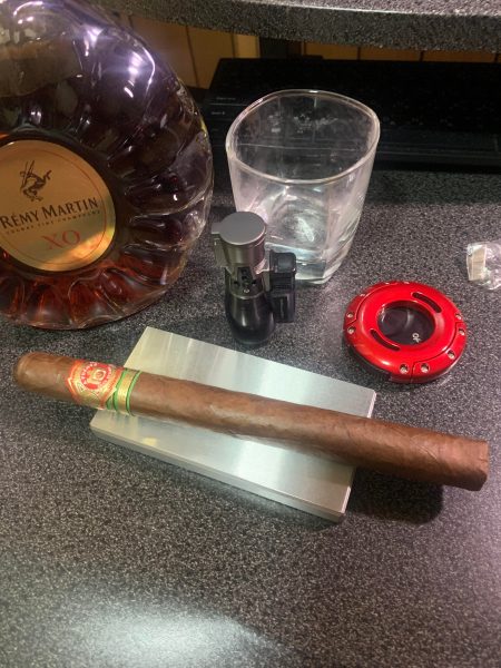 Review xì gà Arturo Fuente Cañones