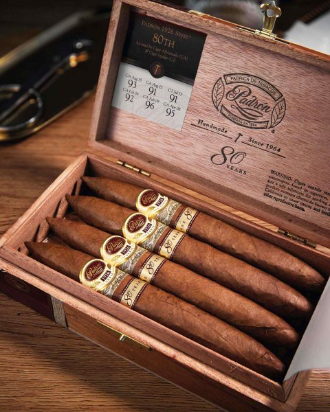 Padrón Serie 1926 80 Years hộp 8 điếu