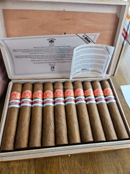 Juan Lopez Adon Edición Regional Líbano hộp 25 điếu