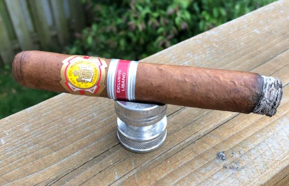 El Rey del Mundo W.I.H. 20 Years – Geniales 150×54 kỷ niệm 20 năm Lebanon Duty Free