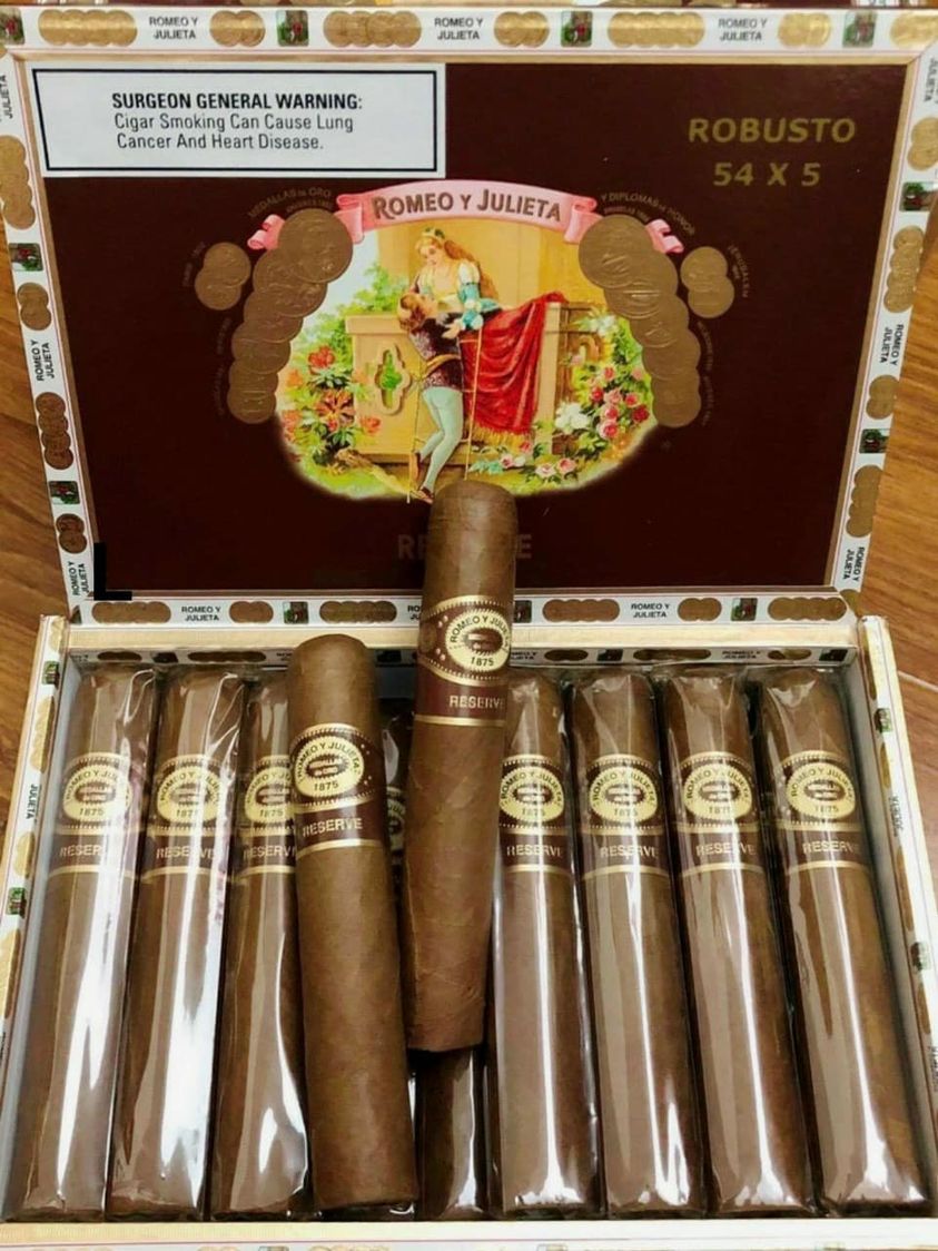Xì gà Romeo y Julieta Reserve Robusto