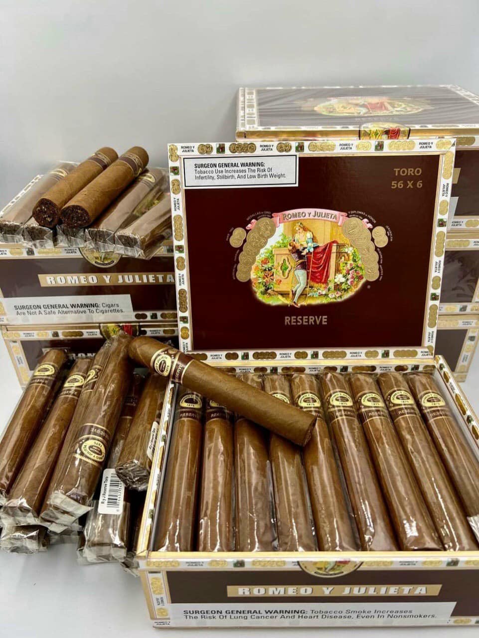 Xì gà Romeo y Julieta Reserve Toro 6" × 56