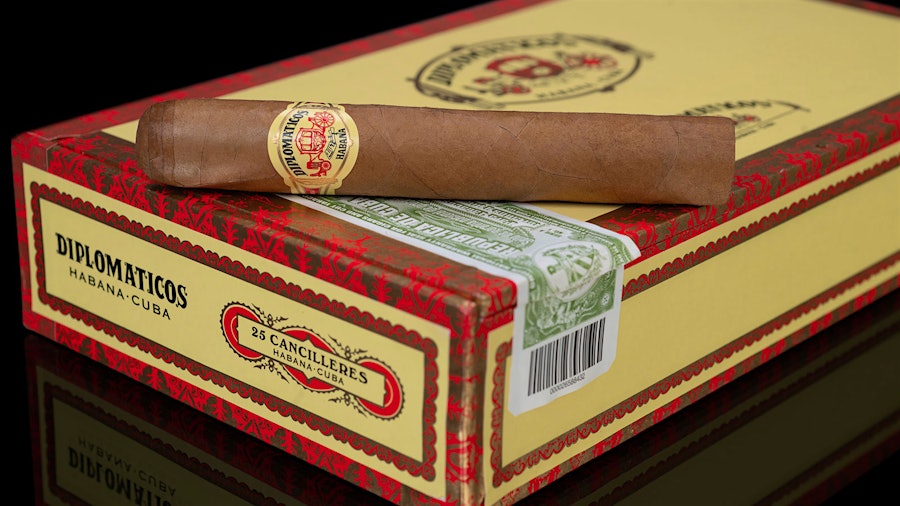 Diplomáticos Cancilleres ra mắt tại Bulgaria – không còn pigtail như công bố ban đầu