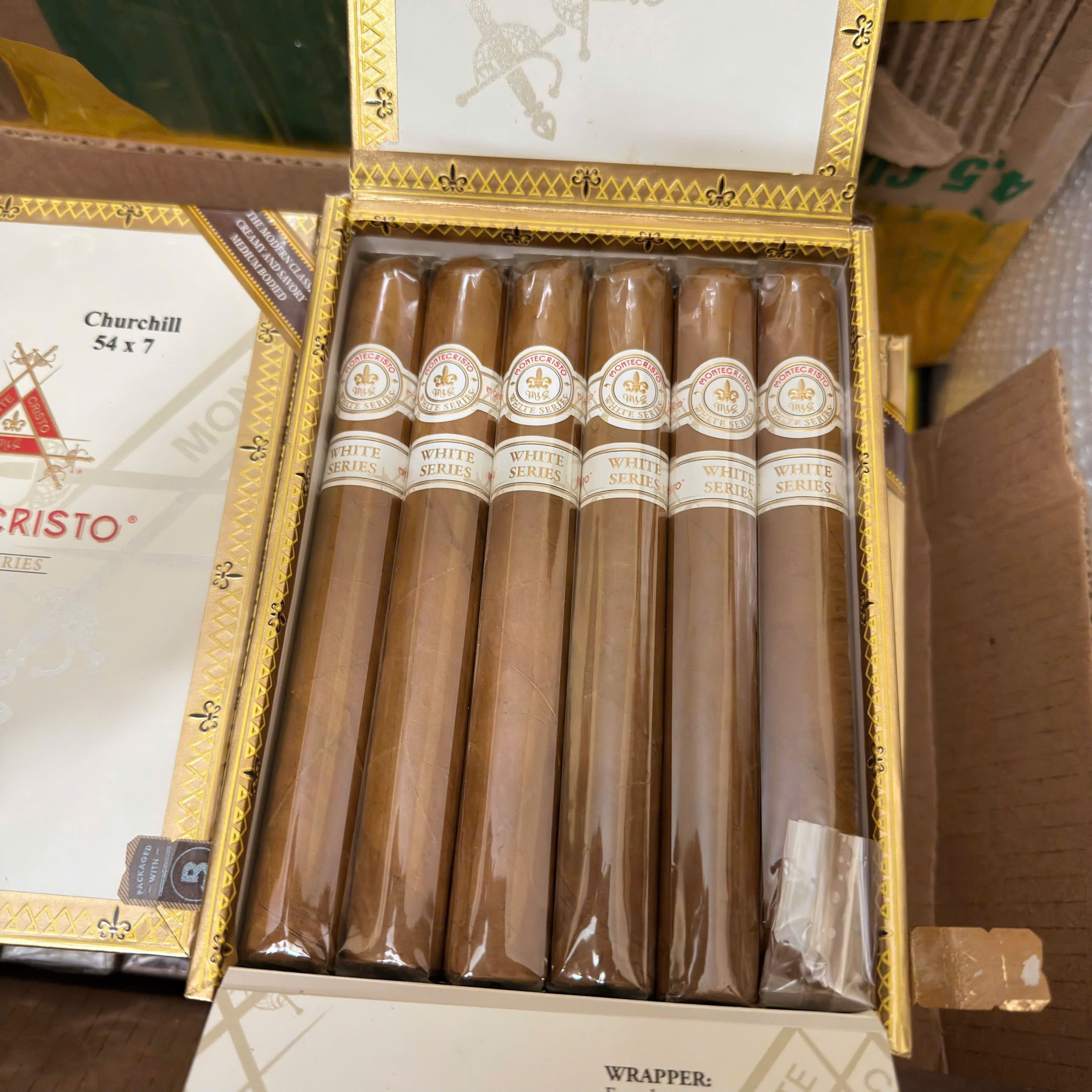 Review Montecristo White Series Churchill