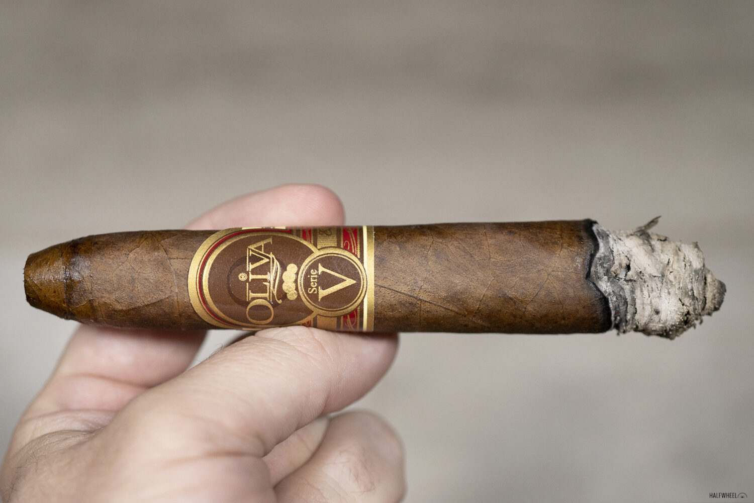 Oliva Serie V Figurado Box Pressed: 6 x 60, phát hành trong CRA Winter 2025 Freedom Sampler
