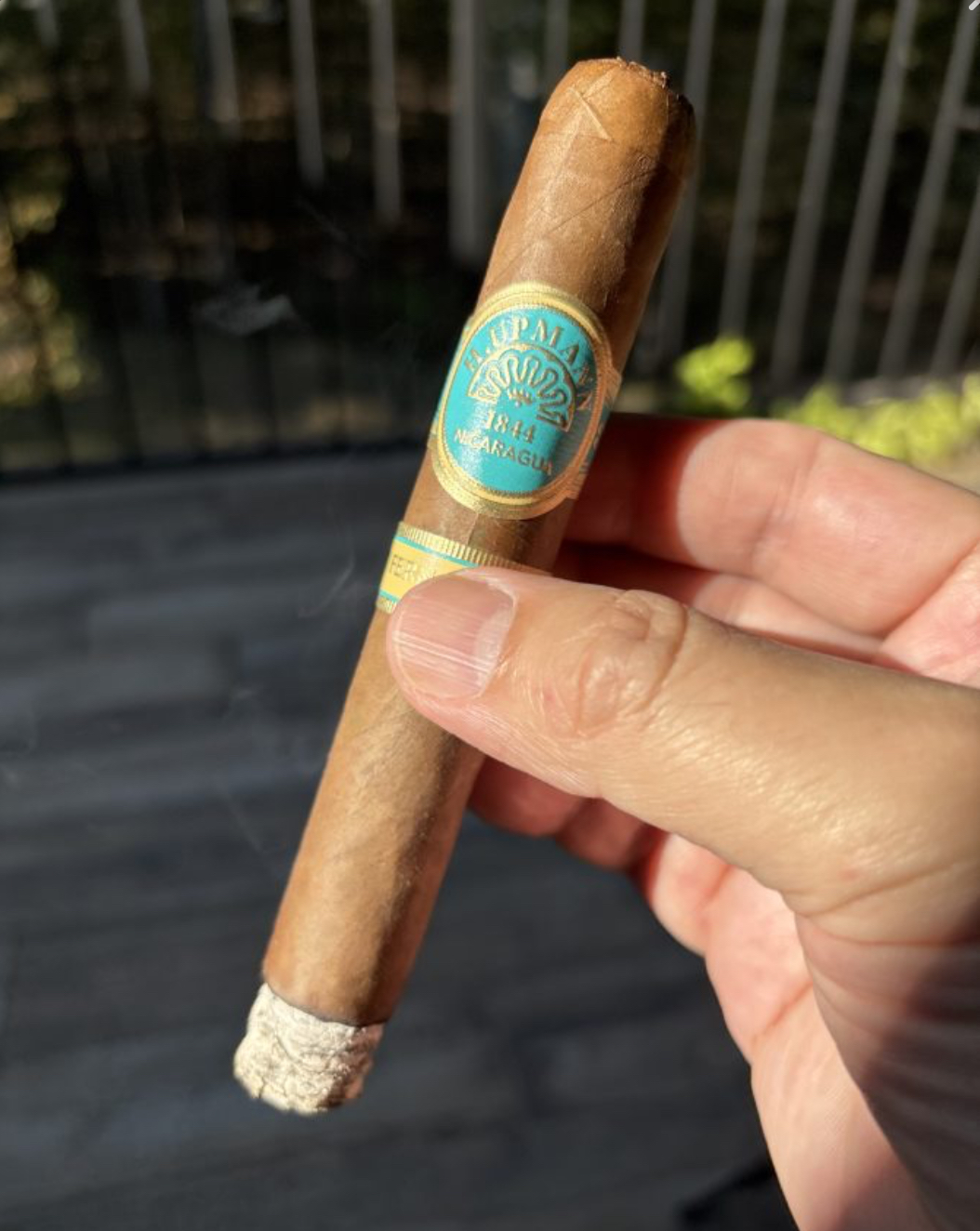 Review H. Upmann by AJ Fernandez Toro Tubo